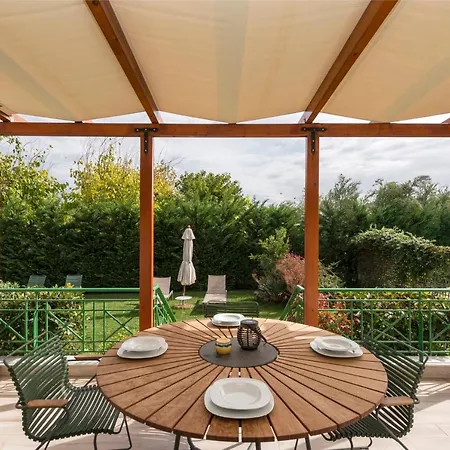 Estia Coastal Dream - Lush & Enchanting Garden Gem Finikounta Exterior photo