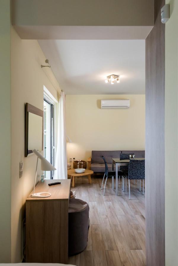 Apartment Estia Coastal Dream - Lush & Enchanting Garden Gem *